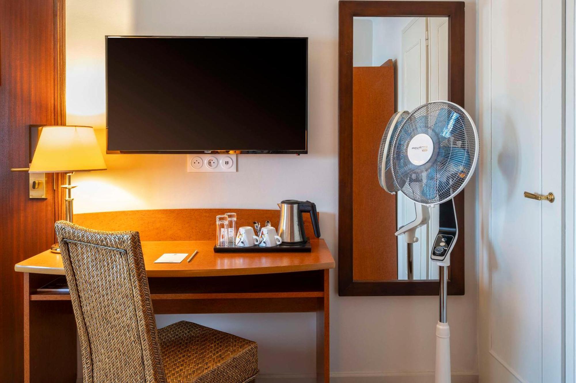 Best Western De Diane Nevers Ngoại thất bức ảnh